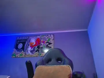 Chaturbate Live Porn of camiloalvarezzz3