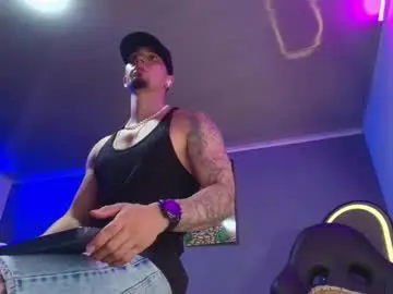 Chaturbate Watch Live Sex Cams of camiloalvarezzz3