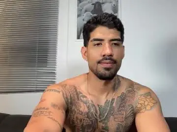 Chaturbate Sex Cam of myke_esthetic