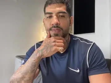 Chaturbate Watch Live Sex Cams of myke_esthetic