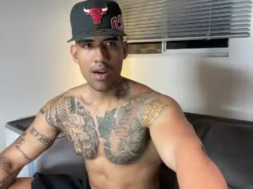 Chaturbate Adult Webcams of myke_esthetic