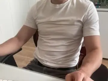 Chaturbate Sex Cam of slutguy81