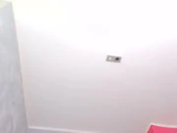 Chaturbate Free Live Porn of mira_glow