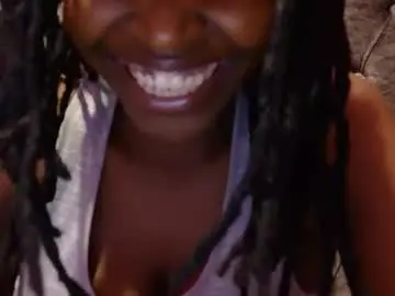 Chaturbate Free Porn Cam of angie_kn