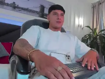 Chaturbate Adult Video Chat of damian23_