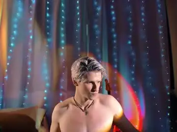 Chaturbate Watch Live Sex Cams of jack_frozt