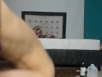 Chaturbate Live Porn of kinky_polar