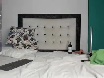 Chaturbate Free Live Porn of kinky_polar