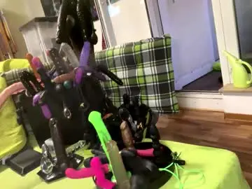 Chaturbate Live Sex Cam of rudolphus_live_2018