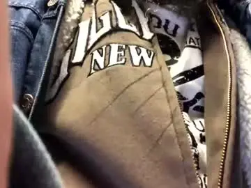 Chaturbate Live Sex Cam of 6990fiko