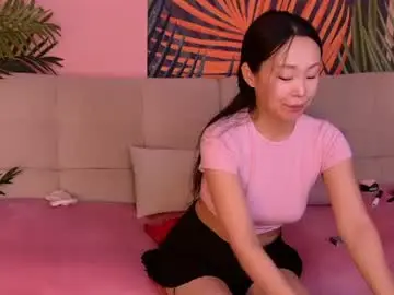 Chaturbate Watch Live Sex Cams of liorrali