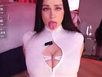 Chaturbate Live Sex Cam of lunanight_