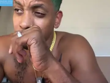 Chaturbate Free Live Porn of 10inch_gymjunky