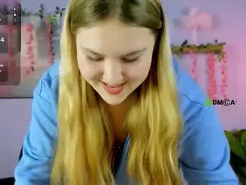 Chaturbate Live Sex Cam of dina_bloom