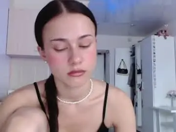 Chaturbate Free Live Porn of eliscuteblonde