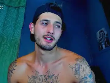 Chaturbate Best live sex cam show of alejo_323__