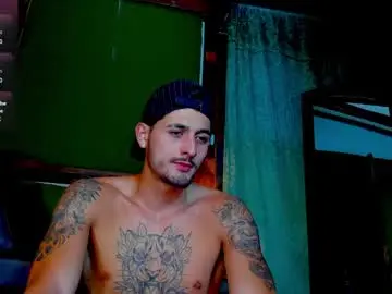 Chaturbate Sex Cam of alejo_323__