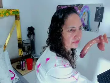 Chaturbate Live Sex Cam of luna_naughty1