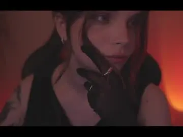 Chaturbate Sex Cam of running_with_the_wolves