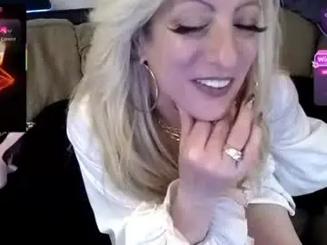 Chaturbate Live Sex Cam of xoxo_chloechance_xoxo