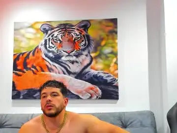 Chaturbate Sex Chat of dante_adamss