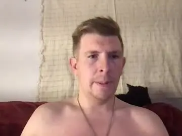 Chaturbate Sex Cam of freddyfootball