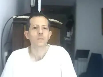 Chaturbate Live Sex of lucianoaxel