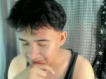 Chaturbate Live Sex Cam of jamesthebigcockxxx