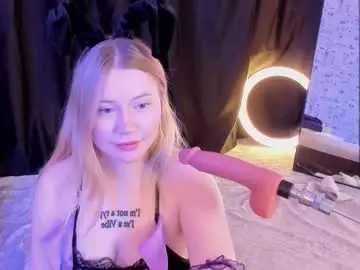 Chaturbate Free Live Porn of lillie_berry