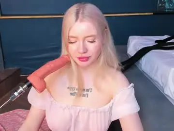 Chaturbate Best live sex cam show of lillie_berry