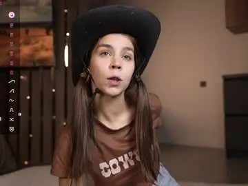 Chaturbate Live Sex of mon1_day