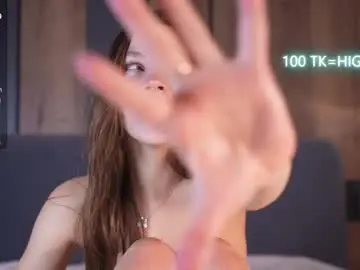 Chaturbate Watch Live Sex Cams of mon1_day