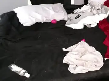 Chaturbate Watch Live Sex Cams of hotebonycouple713