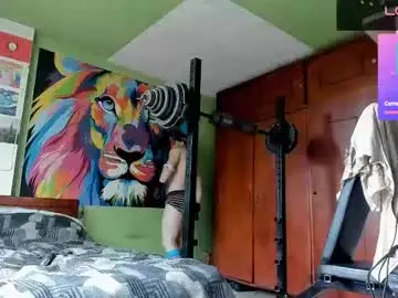 Chaturbate Best live sex cam show of irokdan89