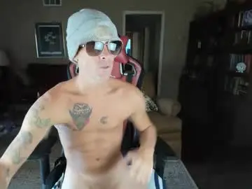 Chaturbate Watch Live Sex Cams of machinecumkelly69