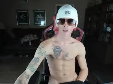 Chaturbate Free Live Porn of machinecumkelly69