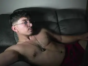 Chaturbate Free Porn Cam of simoon_01