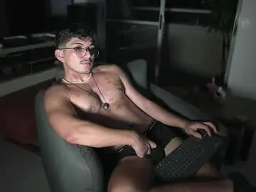 Chaturbate Watch Live Sex Cams of simoon_01