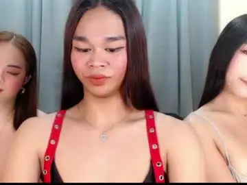 Chaturbate Live Sex Cam of sophia_lust69