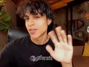 Chaturbate Free Live Porn of griffindaxz18