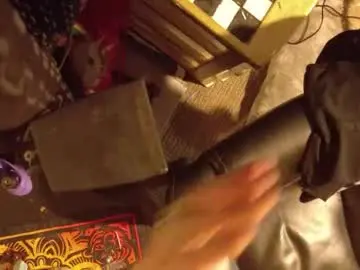 Chaturbate Sex Chat of seraphyx33