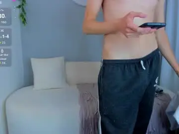 Chaturbate Watch Live Sex Cams of sophiee_s