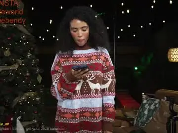 Chaturbate Live Porn of amnie_