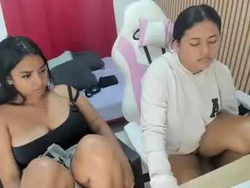 Chaturbate Sex Chat of kamilahot_69