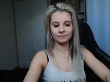 Chaturbate Live Sex of kristineamore
