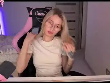 Chaturbate Nude Webcam of angel_ariela