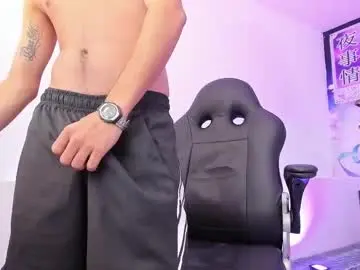 Chaturbate Live Sex Cam of jeremyy_boy