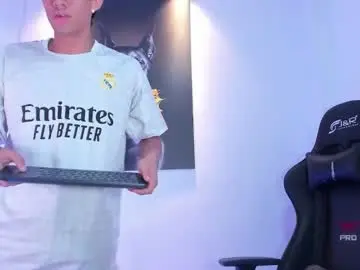 Chaturbate Free Porn Cam of stiiveen_24cm