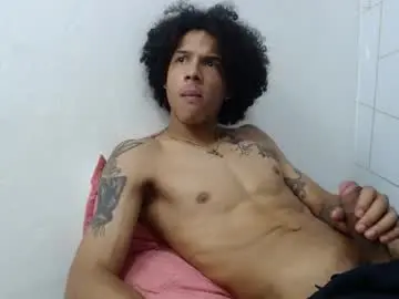 Chaturbate Sex Chat of yeison_black