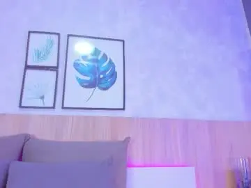 Chaturbate Live Sex Cam of alanna_hank